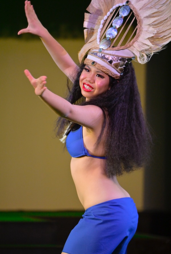 タヒチアンダンサー岩立あかり